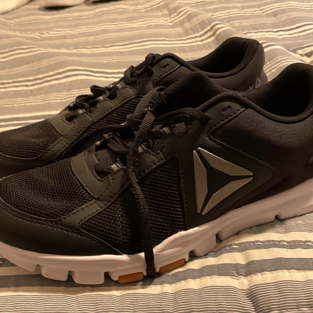 Mens Reebok sneakers